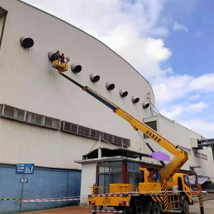 南平建阳高空作业车出租服务：专业广告牌安装解决方案